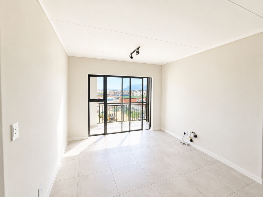 To Let 1 Bedroom Property for Rent in Sandown Western Cape